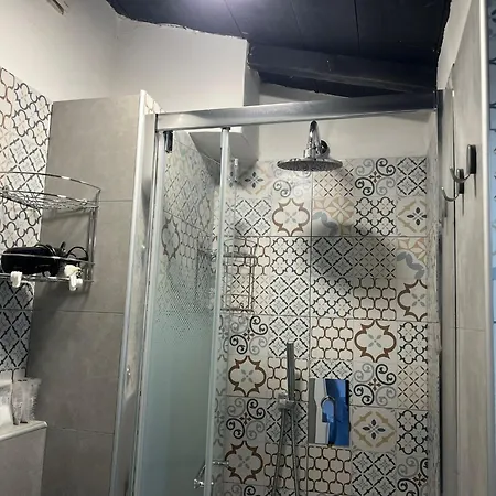 Monolocale Trastevere Locato Per Finalita Turistiche Rom