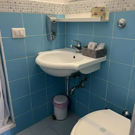 Monolocale Trastevere Locato Per Finalità Turistiche Apartamento *