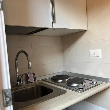 Monolocale Trastevere Locato Per Finalità Turistiche Apartamento *