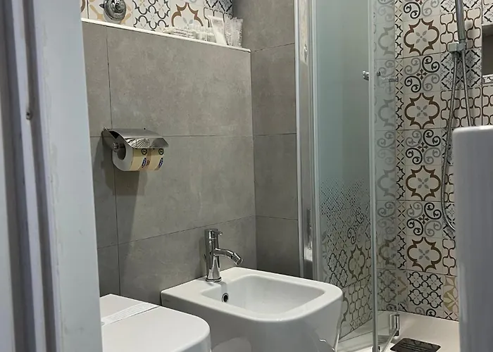 Monolocale Trastevere Locato Per Finalita Turistiche Рим