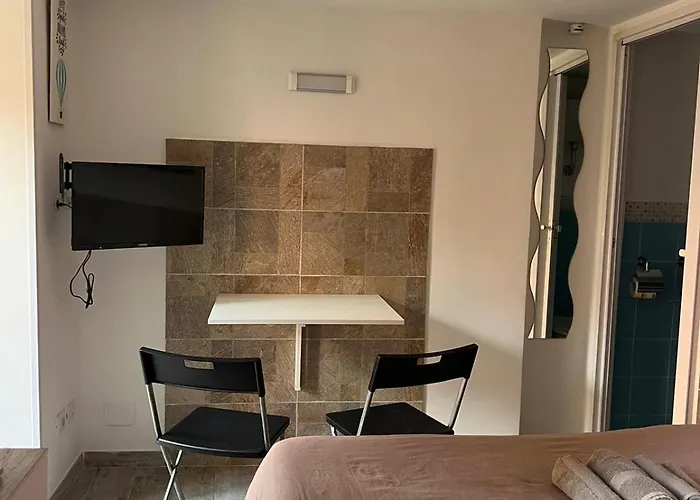 Monolocale Trastevere Locato Per Finalita Turistiche *