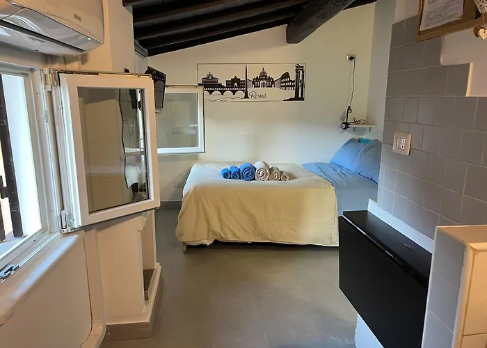Monolocale Trastevere Locato Per Finalita Turistiche Апартаменты Рим