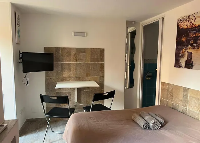 Monolocale Trastevere Locato Per Finalita Turistiche