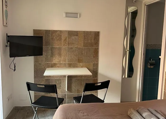 Monolocale Trastevere Locato Per Finalita Turistiche Апартаменты Рим