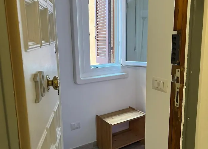 Monolocale Trastevere Locato Per Finalita Turistiche *