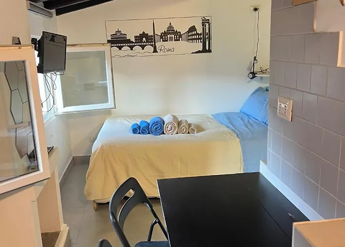 Monolocale Trastevere Locato Per Finalita Turistiche Рим