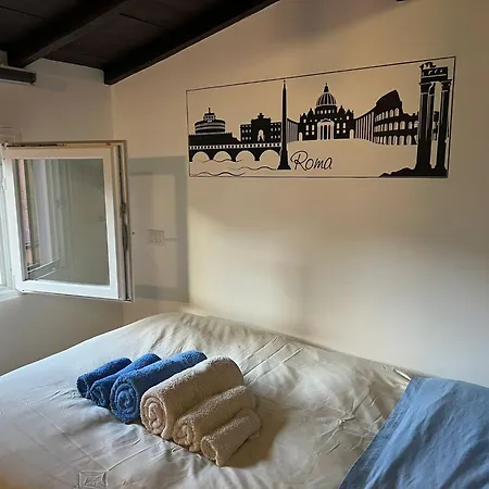Monolocale Trastevere Locato Per Finalita Turistiche * Řím